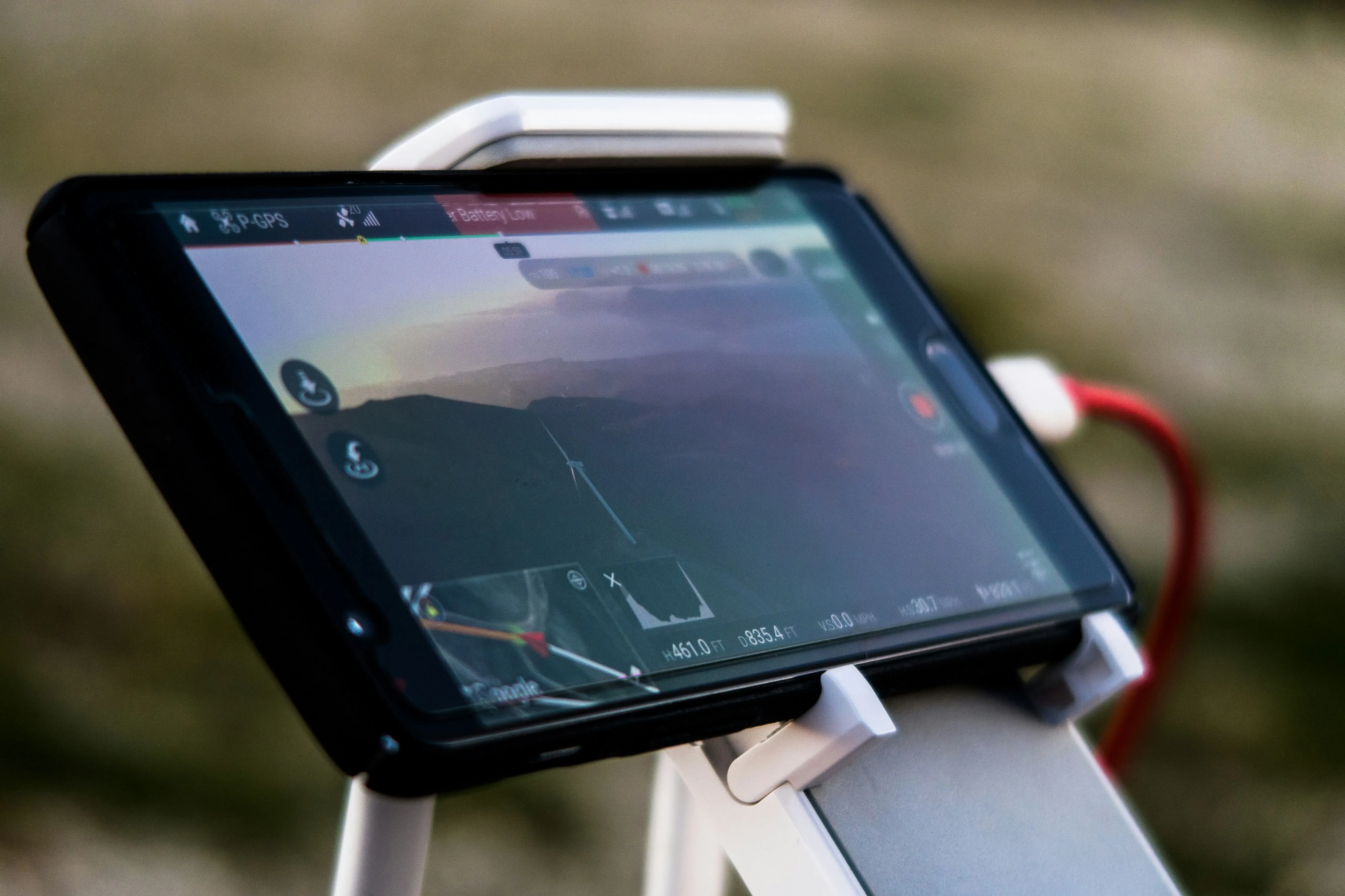 Tablette terrain robuste pour relevés hydrauliques